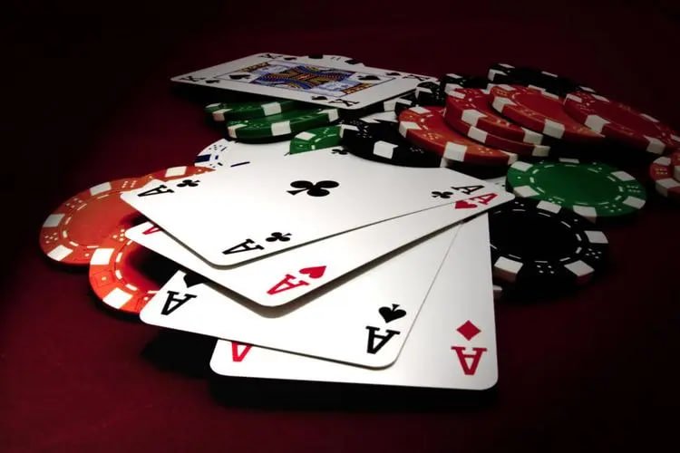 Dasbor aplikasi tradisibet88 menampilkan menu kategori pasar Liga 1, live casino, dan slot